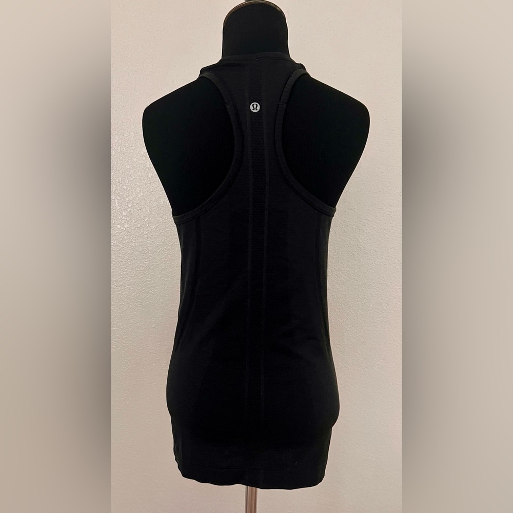 Lululemon Swiftly Tech Raceback Tank Top Black Size 6